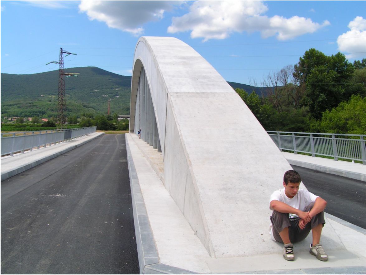 Novi most Rene